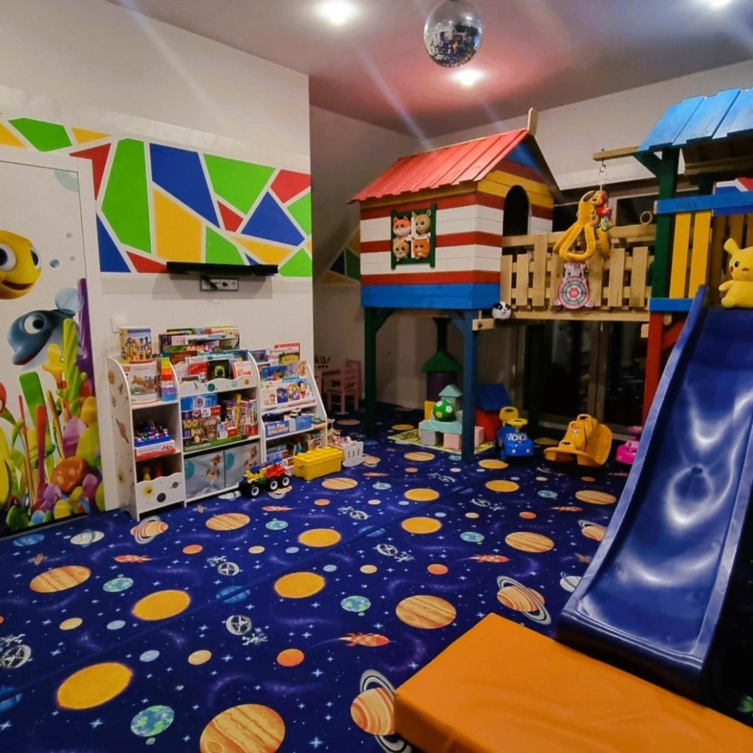 Zumilu House *